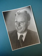 «THEN»: PHOTO, PHOTOGRAPH, PORTRAIT, MAN, GENTLEMAN, ELEGANT, FASHION, HISTORY, STYLE!