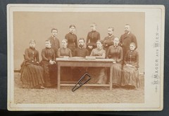 Photo CDV KAB Vienna portrait teacher family school books woman man model clothes