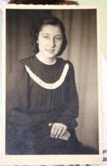 Photo 1942 woman woman girl BDM dress model vintage G16
