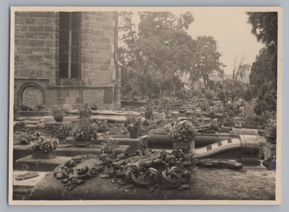 Nuremberg 1949 – St. John’s Cemetery – Old Photo 1940s
