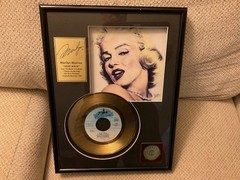 MARYLIN MONROE Y HEAT WAVE DISK 24K ART. PHOTOGRAPHS