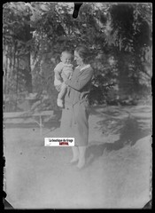 Child, Family, France, Glass Photo Plate, Old Black & White Negative 6×9 cm