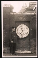 Photograph London Greenwich, Royal Observatory, Shepherd Gate Clock