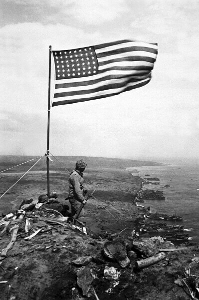 New World War II Photo: Marines with Flag on Mount Suribachi, Iwo Jima – 6 Sizes