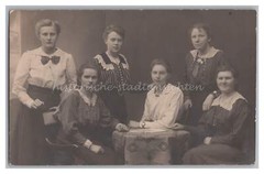 Portrait 6 Women – Fashion Hairstyle Clothing – Old Photo 1910s 1920s