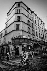 Fine Art Photography – 4×6, 8×12, or 13×19 – Paris, France Street