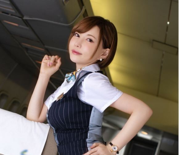 【Photo BOOK】Yuria Satomi – DX EDITION Paperback Photobook Japan From Japan