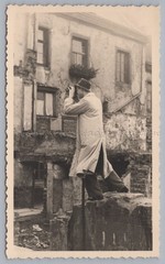 Duisburg Ruhrort 1949 – Man Photographing – Old Photo 1940s