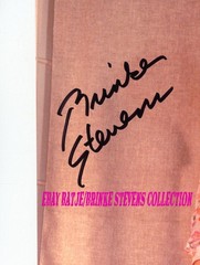 BRINKE STEVENS AUTOGRAPHED DAVE STEVENS COLOR PHOTO CB 003