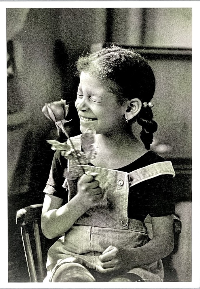Chester Higgins Jr. Art Photo Print Card – A Birthday Rose, NYC, 1975 4.25”x6”