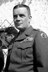 New World War II Photo: U.S. General Anthony Clement «Nuts» McAuliffe – 6 Sizes!