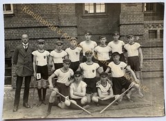 orig. Photo postcard photography picture photo old child children around 1910 sports cricket