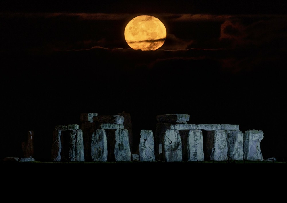 A3 Print Stonehenge Harvest Moon 2020 16.5 x 11.7 inches + FREE random A3 print