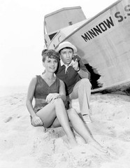 Gilligan’s Island Lot of 2 Different 4×6 Re-Print #0000