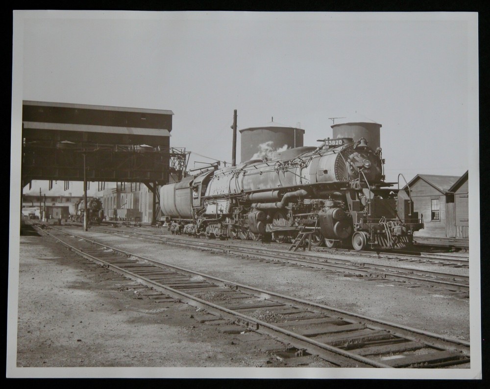 UNION PACIFIC X3820 Locomotive 8×10 Photograph Vtg 50s Railway Railroad Station