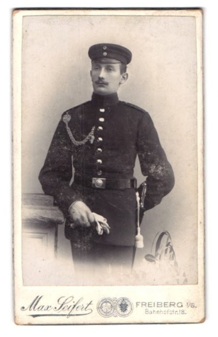 Photograph Max Seifert, Freiberg i. B., Bahnhofstr. 18, Soldier in Uniform with S