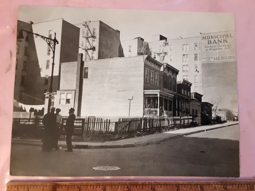 Signed 1939 7×9.5 photo African-American BROOKLYN NYC PHOTO LEAGUE Joe Schwartz