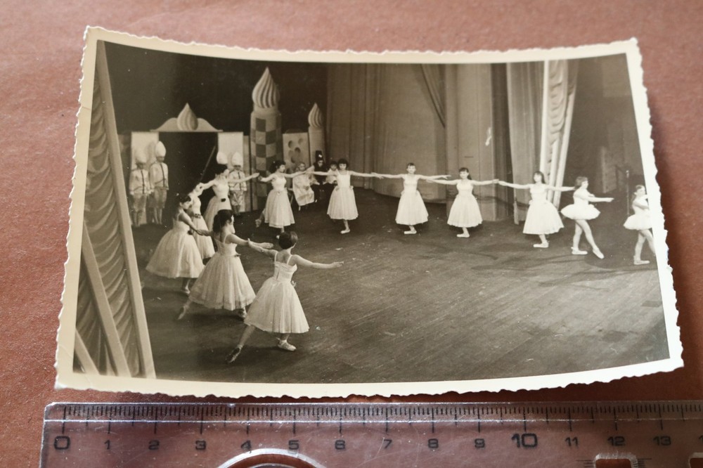 Great old photo-ballet performance-1959 Leipzig-ballerina