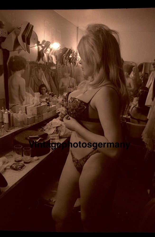 Z6687 Negative 1960s American Social History Topless Girl Jeani Monroe Pinup Nude