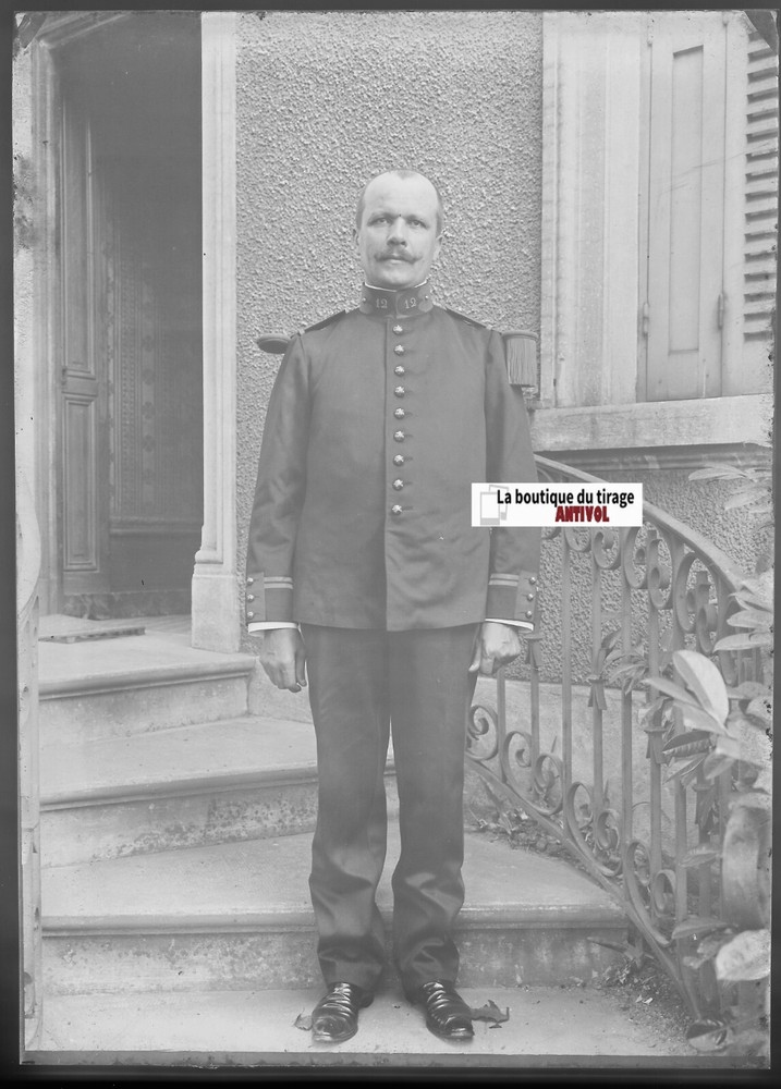 Soldier, 12th Regiment, Glass Photo Plate, Black & White Negative 13×18 Cm