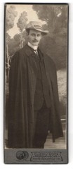 Photograph Gustav Gock, Hohenwestedt, Man in Coat with Hat CDV / Cabinet Photo
