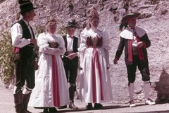 35mm slide · folk costumes – South Tyrolean festive costume