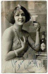 Celia Montalván / Celia Montalván photograph signed 1927 Mexico City