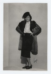Ake Long Portrait Karin Kavli Actress Signed Photograph 1 Half 20th Century