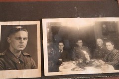 Reste eines Albums 55 Fotos – Soldaten, Ärzte, OP, Pimpfe, Badegäste, Sport usw.
