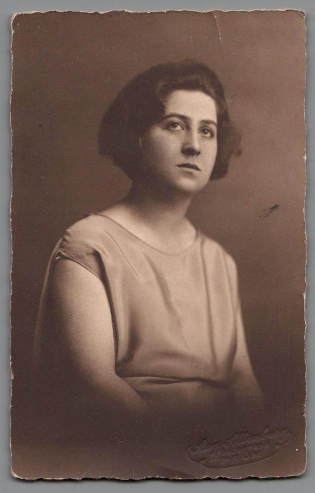 Photo singer musician stage actress first concert 1923 Prüm (k1107)