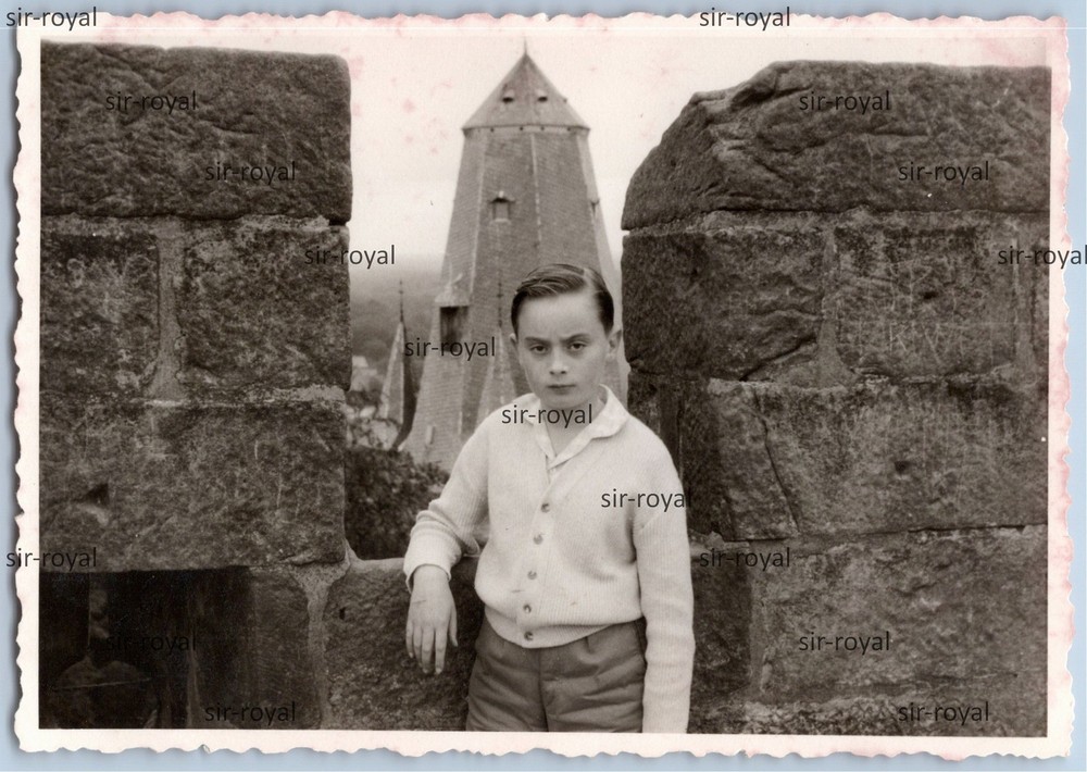 Koblenz around 1960 – Boy at Ehrenbreitstein Fortress – 1950s 1960s Photo 10x7cm