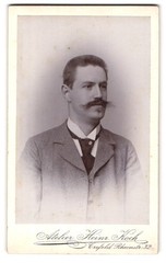 Photograph Heinr. Koch, Crefeld, Rheinstrasse 32, portrait handsome gentleman with