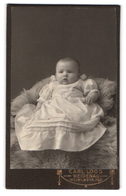 Photography Carl Loos, Weidenau, Wilhelmstrasse 79/2, portrait sweet toddler