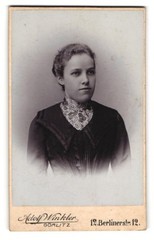 Photography Adolf Winkler, Görlitz, Berlinerstr. 12, young handsome woman mi