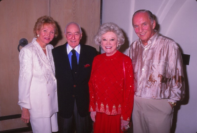 Dia Phyllis Diller, Bill & Lee Bell, Dr. House 1995 KB Format Photographer P8-33-2-1