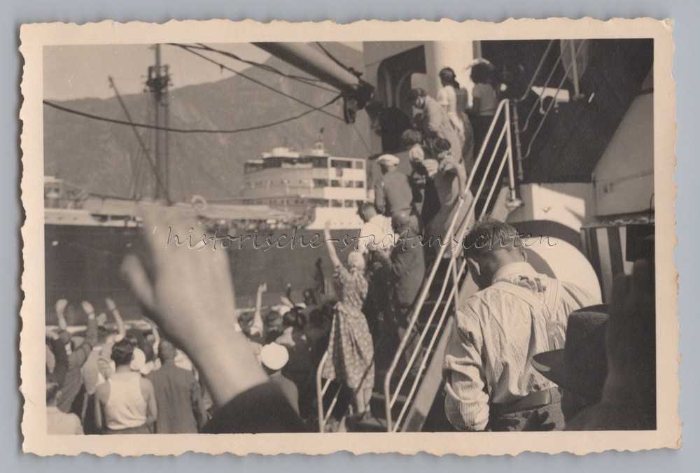 Norway – Travel Company Waving Another Ship – Old Photo 1930s