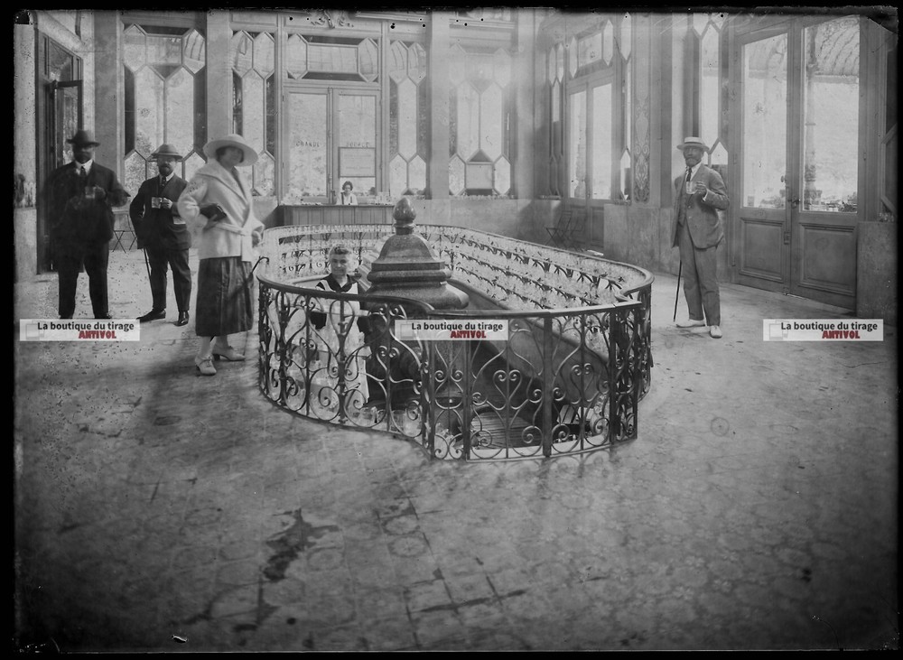 Vintage Black And White Photo Glass Plate Negative 13X18 CM Vittel Grande Source