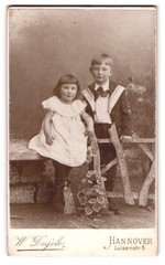 Photography W. Degèle, Hanover, Luisen-Str. 8, children couple in fashionable clothes