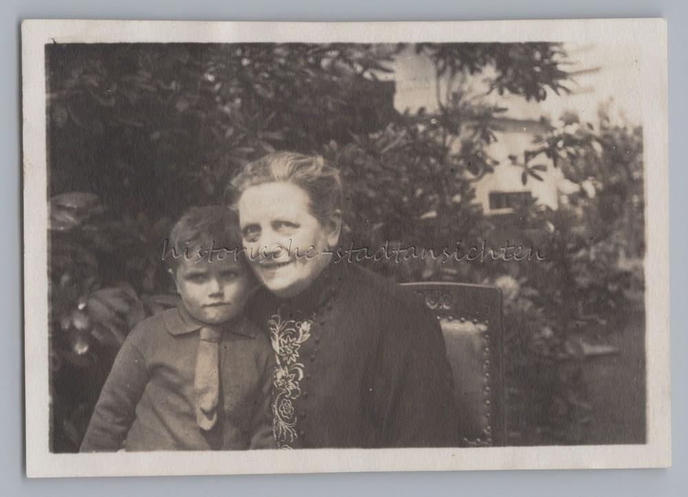 Hamburg-Altona Bahrenfeld 1924-Grandmother Young Garden-Old Photo