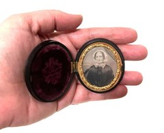 Antique Union Case Daguerreotype Oval Victorian Woman Portrait Photo Case