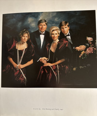 A Lasting Tradition The Studio Portraiture of Phillip Stewart Charis Signed 1st