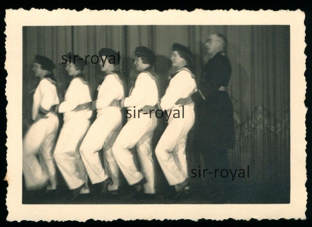 Pretty Ladies in Sailor Uniform Dancing – 1930s – Photo 9x6cm