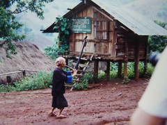 «SOUTHEAST ASIA»: PHOTO, PHOTOGRAPH, ETHNICITIES, CULTURE, MUSICIANS, VILLAGE, BEGGARS, PARTY!