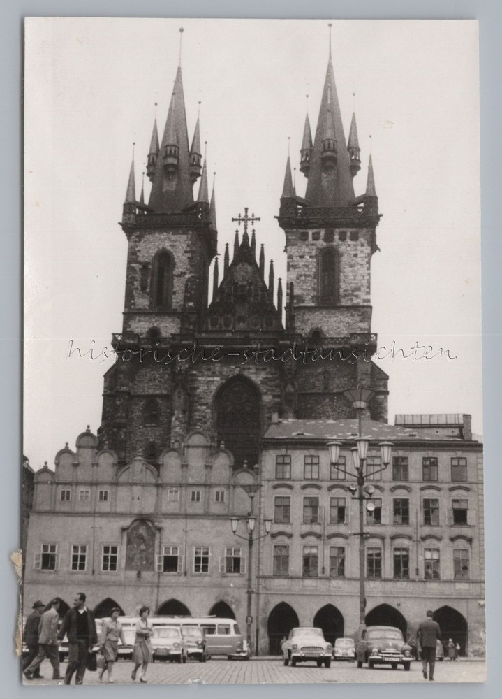 Prague Czech Republic 1961 – Tynkirche Cars Bus Passersby – Old Photo 1960s