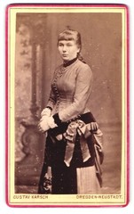 Photography Gustav Karsch, Dresden-Neustadt, size Meissnerstr. 9, Lady In Tailier