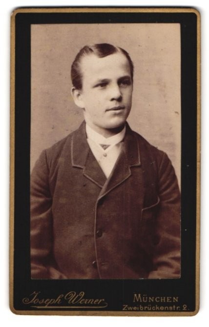 Photograph Joseph Werner, Munich, Zweibrückenstr. 2, portrait young man in m