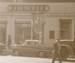 zwei tolle alte Negative – Geschäft Heisinger , Werbung Photo Leistenschneider