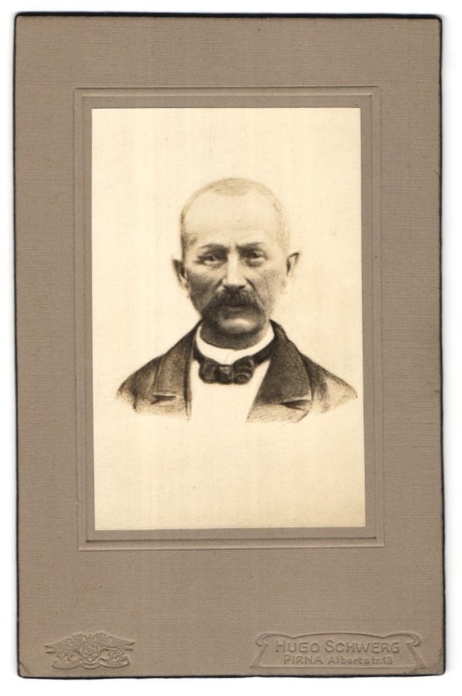 Photograph Hugo Schwerg, Pirna, Alberststraße 13, confessed gentleman in portrait