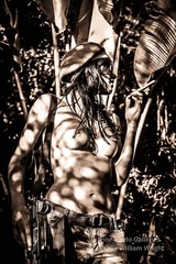Female Nude KELLY WILLIAM WRIGHT – Military Rebel Girl Cigar UZI Gun 9×13 Photo