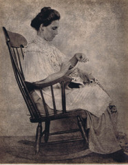 Hendrickson Original Photo B&W MOTHER ON ROCKING CHAIR QUILTING 11×14″ R193